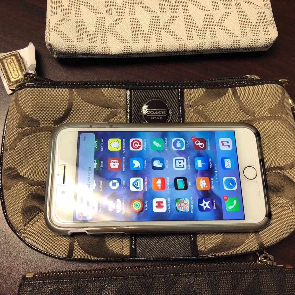 Coach Wristlet - Picture 5 of 5
